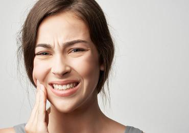 The 7 common symptoms of tooth decay